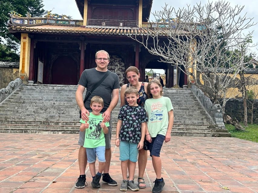 Hue: Royal Tombs & Pagoda Private Tour By Dragon Boat & Car - What the private car is really worth