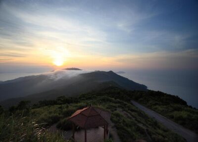 Hue to Dn/Hoi An: Hai Van Pass, beaches & Mt Monkey or vice versa