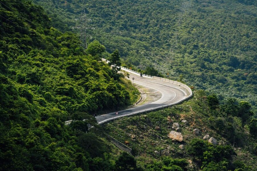 Hue to Hoi An by bus: Hai Van Pass, Lang Co, Marble mountain - Why this road trip makes sense