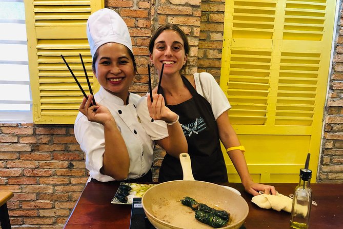 Immersive Cooking Class & Wet Market Tour by Local Chef +Cookbook - The instructors make the difference