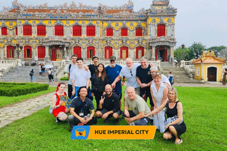 Imperial City, Hue: Day Tour from Hoi An and Da Nang - Entering the Imperial Citadel