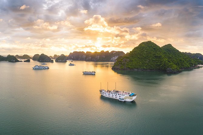 Indochina Sails Halong Bay - Surprise Cave and its 100 stone steps