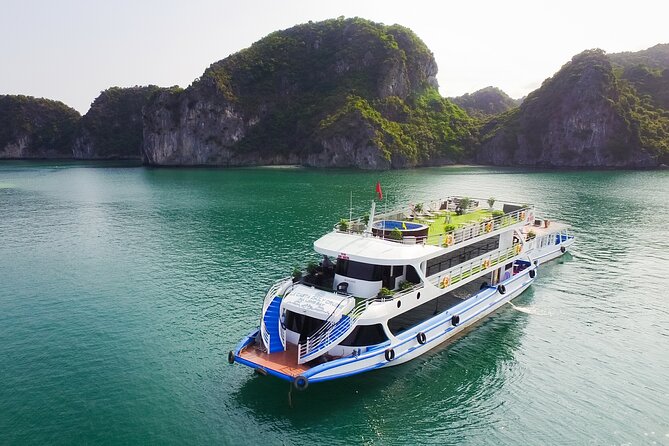 La Casta Cruise - Luxury Day Tour in Halong Bay (Expressway- Limousine) - Kayaking or bamboo boating at Luon Cave