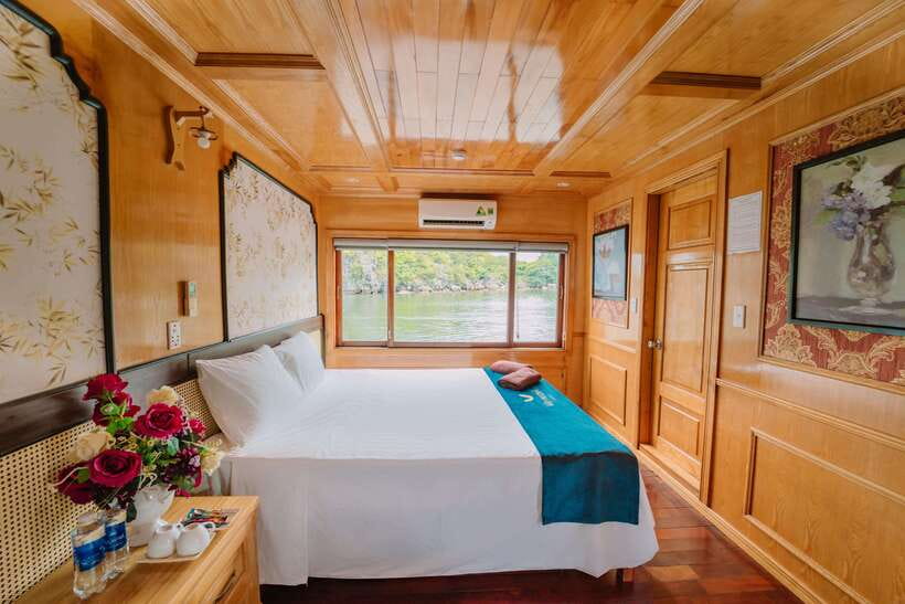 Lan Ha Bay: 2-Day Cruise with Meals, Activities and Pickup - Hanoi to Beo Harbour: a long but useful morning