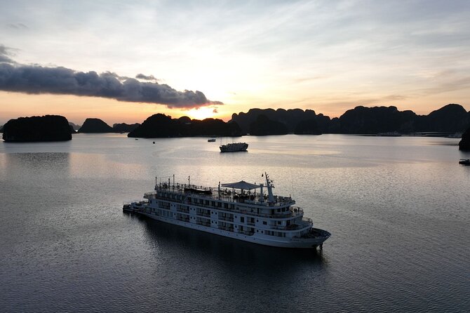 Lan Ha Bay Overnight on Paradise Grand Cruise - Kayaking and bamboo boats at Dark and Light Cave