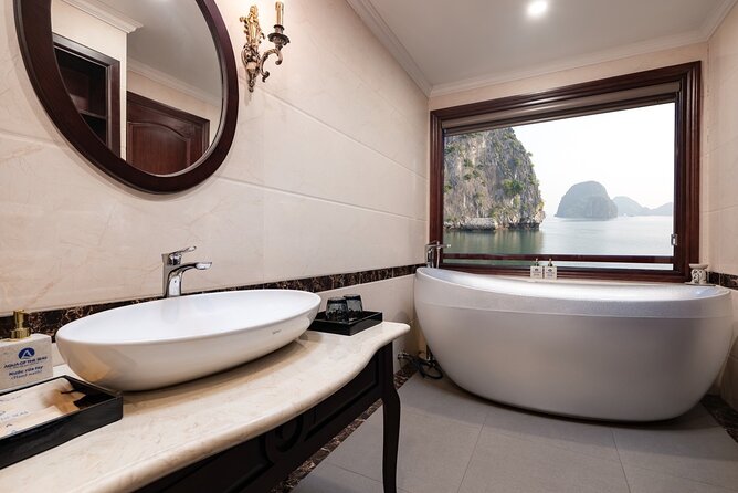 Lan Ha - Ha Long Bay 5Star cruise-Private balcony cabin 2day trip - Trung Trang Cave and Cat Ba Island