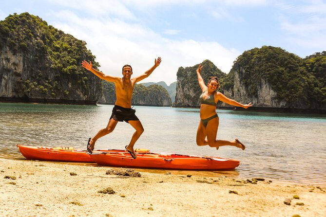 Lan Ha - Ha Long bay with local experts (small group guaranteed) - Why Lan Ha Bay is the better starting point