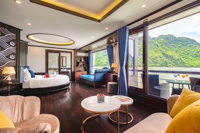 Le Journey Elegance Cruise 5 Star Lan Ha Bay - All Inclusive 2D1N - A ship with old-style looks and modern basics