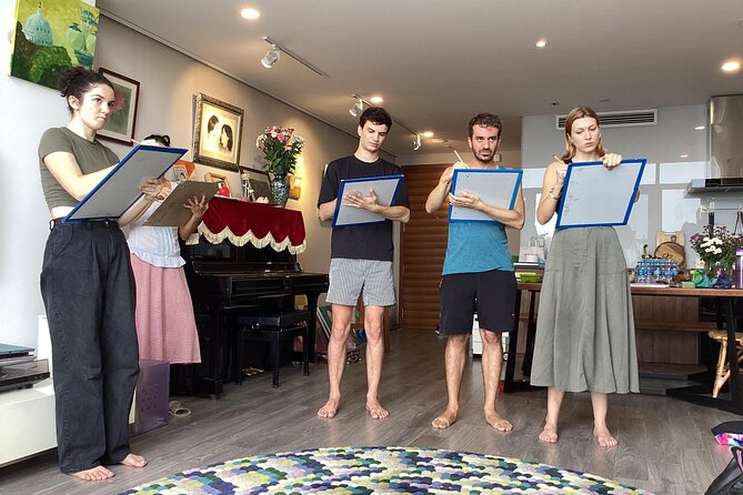 Life Drawing Class - Art Workshop at Art Tutor Hanoi - What to expect as a first-timer