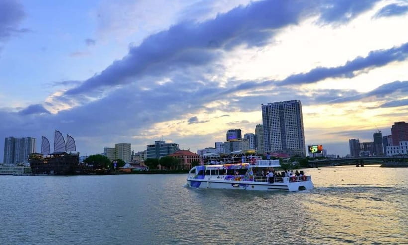 Lively Saigon River Sightseeing Cruise + Guided Walking Tour - Starting at the Saigon Opera House at 4:00 PM