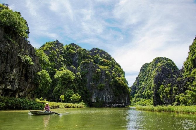 Luxury Hoa Lu - Tam Coc - Mua Cave 1 Day Tour - By Limousine & Small Group - Hoa Lu, Vietnam’s early capital