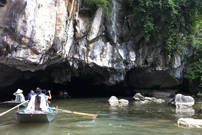 Luxury Hoa Lu Tam Coc Mua Cave Amazing View 1 Day Tour - Cycling around Tam Coc