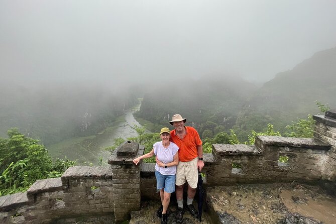 Luxury Ninh Binh Full Day Tour From Hanoi (Trang An - Hoa Lu) - Meeting a three-generation Vietnamese family