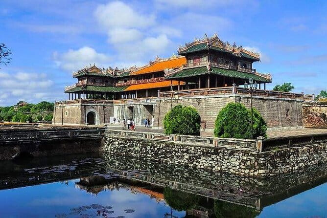 Marble Mountains and Ba Na Hills (Golden Bridge) full day tour - Fantasy Park and what costs extra