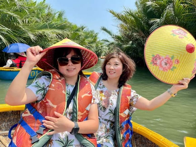 Market Tour, Basket Boat Ride & Cooking Class by Hangcoconut - Who will get the most from Hangcoconut