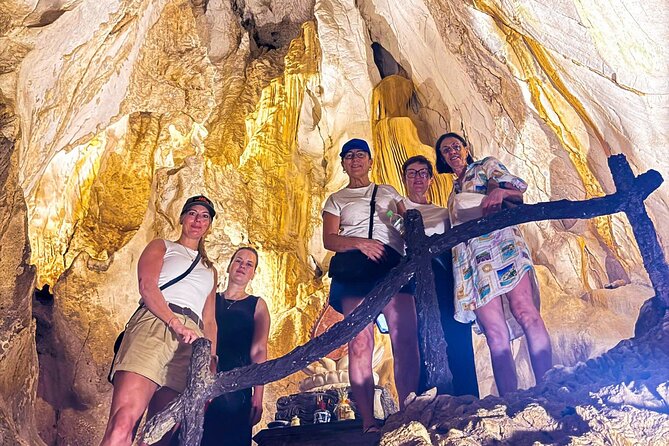 Monkey mountain-Huge Lady Buddha-Marble mountains & Am Phu caves - Climbing through Marble Mountains