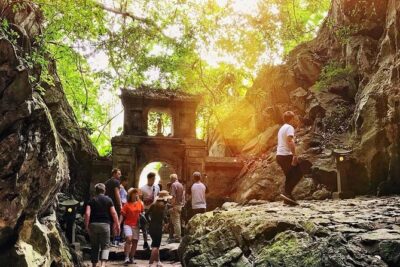 Morning Small group to Marble Mountains – Am Phu Cave – Monkey Mountain