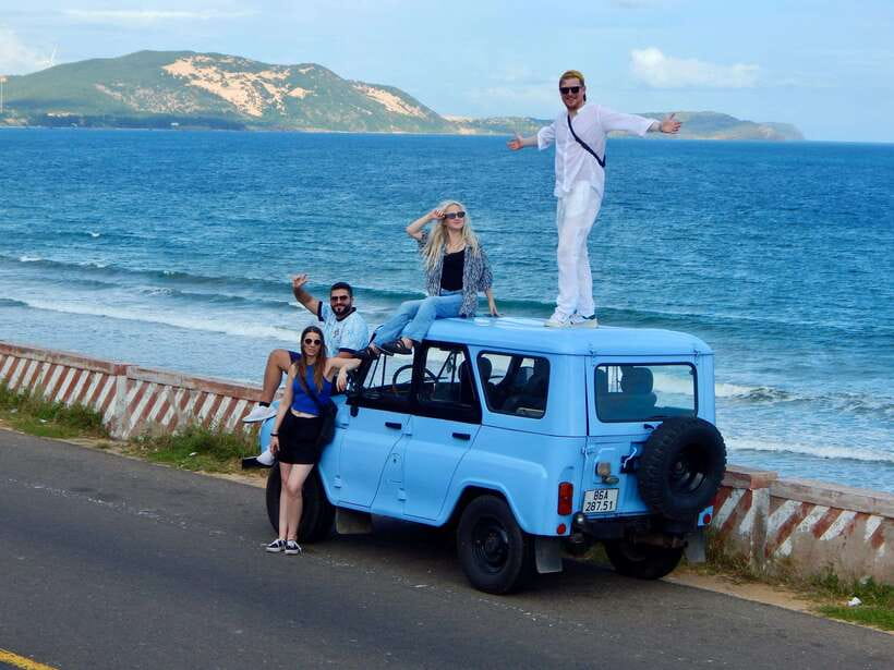 Mui Ne: Best Private Sand Dunes Jeep Tour at Sunrise/Sunset - Sunrise at the White Sand Dunes