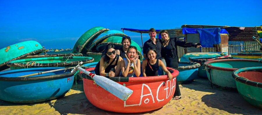 Mui Ne: Sand Dunes Jeep Tour with Friendly English Guide - The fishing village gives the tour local texture