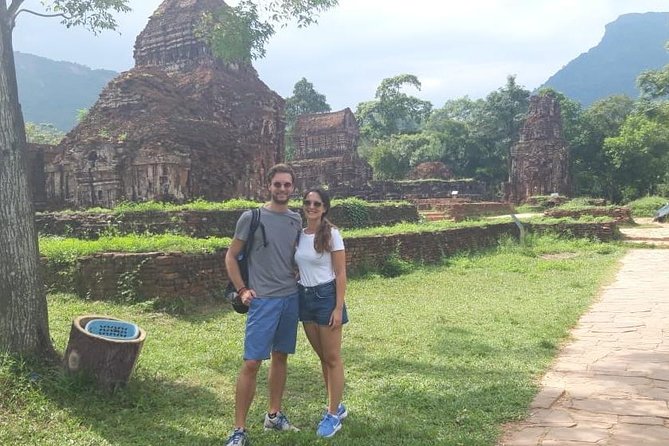 My Son Sanctuary Luxury Trip from Hoi An - Vietnamese lunch at a local house