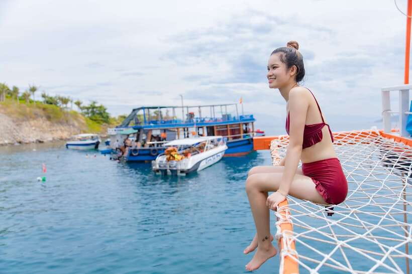 Nha Trang: Best Seller of Luxury Nha Trang Island Discovery - Morning pickup and the ride to Vinh Truong Port