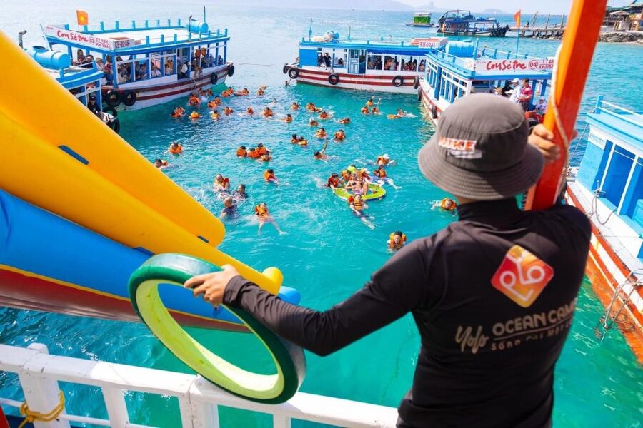 Nha Trang: Coral Reef Snorkeling and Floating Bar Party - Hon Tam: snorkeling, swimming, and optional thrills