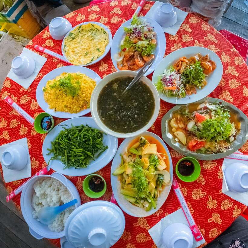 Nha Trang: Hopping Tour, Snorkeling, Boat Party, & BBQ Lunch - A floating restaurant and a better-than-expected lunch