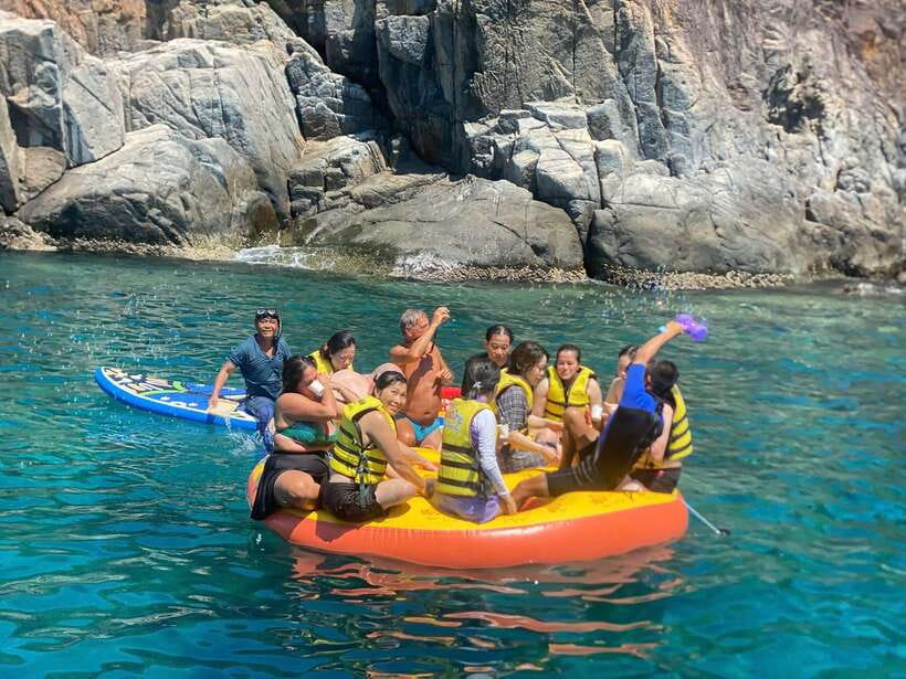 Nha Trang: Hopping Tour, Snorkeling, Boat Party, & BBQ Lunch - Two hours at Tranh Beach