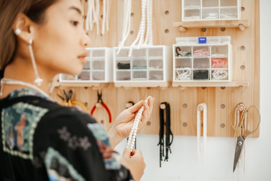 Nha Trang Jewelry Workshop - Making a personal gift in Nha Trang