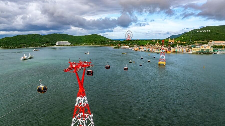 Nha Trang: VinWonders Entry Ticket with Optional Cable Car - The cable car makes the arrival part of the experience