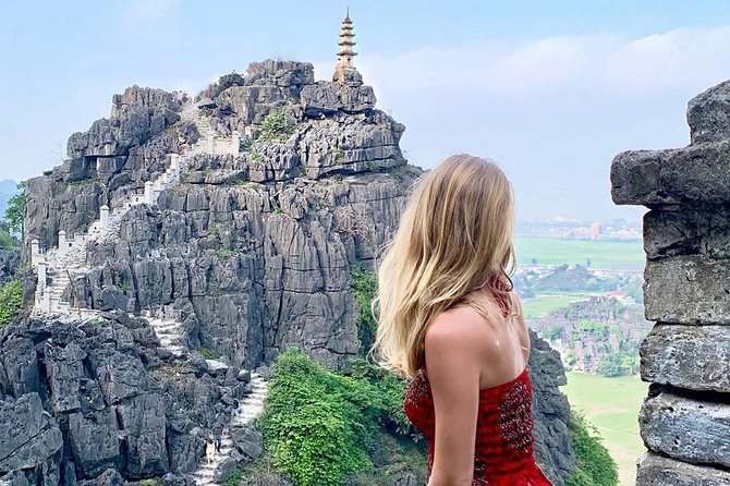 Ninh Binh 2 days,1 night from Hanoi: Hoa Lu - Mua Cave - Tam Coc - Cuc Phuong - Mua Cave and the climb to the viewpoint