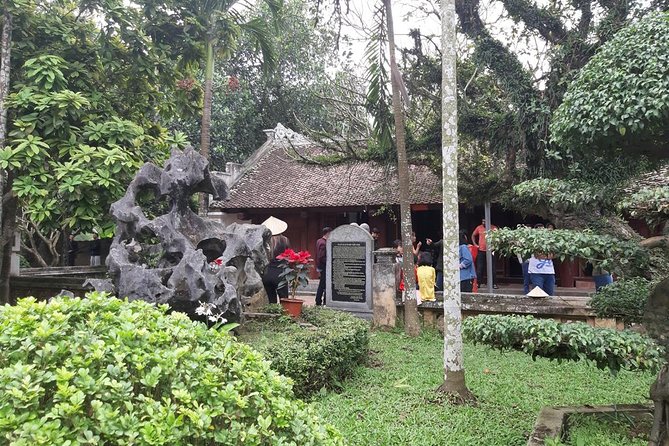 Ninh Binh 2 days,1 night from Hanoi: Hoa Lu - Mua Cave - Tam Coc - Cuc Phuong - Your bungalow or homestay night