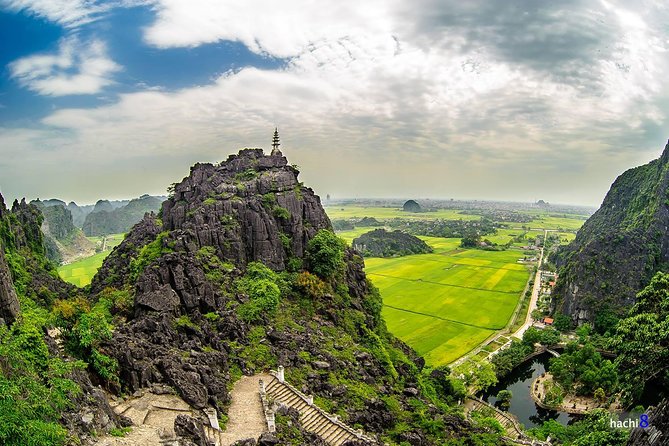 Ninh Binh 2 Days 1 Night - Small Group Tour From Hanoi - Mua Cave and the climb over Tam Coc