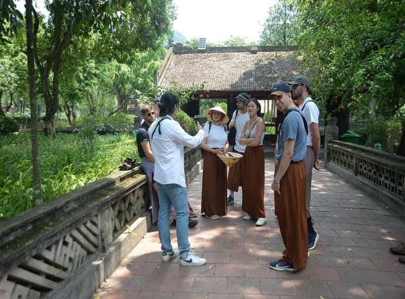 Ninh Binh Cycling Tour: Tam Coc Boat, Mua Cave & Rural Life - Bich Dong Pagoda and its three levels