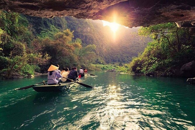 Ninh Binh Day Tour from Hanoi: Hoa Lu Trang An and Mua Caves - Hoa Lu and the story of Vietnam’s first capital