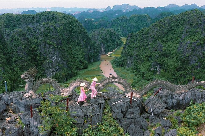 Ninh Binh Day Tour To Visit Hoa Lu -Tam Coc/ Trang An - Mua Cave - What the $45 price really covers