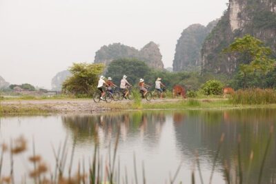 Ninh Binh Day Tour To Visit Hoa Lu – Trang An/Tam Coc – Mua Cave