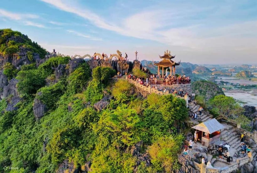 Ninh Binh E-bike Tour: Tam Coc Rural Life, Bich Dong & Dundj - Bich Dong Pagoda in the limestone cliffs