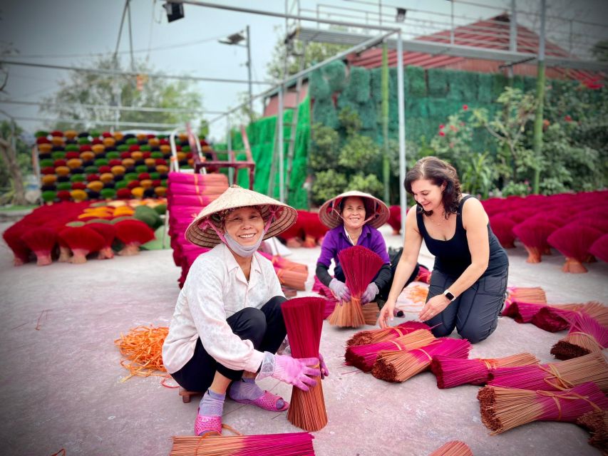 Ninh Binh From Hanoi Via Incense Village Small Group of 9 - Lunch and Vietnamese food in Ninh Binh
