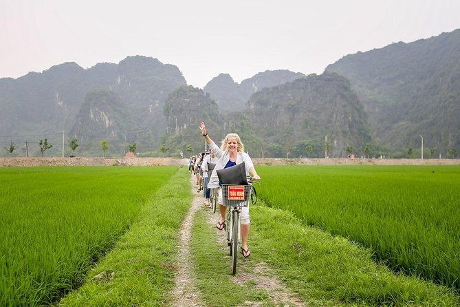 Ninh Binh Full-Day to Hoa Lu Tam Coc & Mua Cave Via Boat & Bike - Cycling through the Ninh Binh countryside