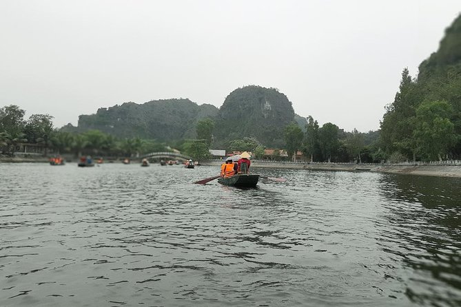 Ninh Binh Full-Day Tour from Hanoi to Hoa Lu, Tam Coc & Mua Cave Via Boat & Bike - Tam Coc by bamboo boat: the day’s calm center