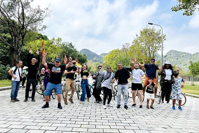 Ninh Binh Full Day Tour from Hanoi to Hoa Lu, Trang An & Mua Cave - Leaving Hanoi for Hoa Lu