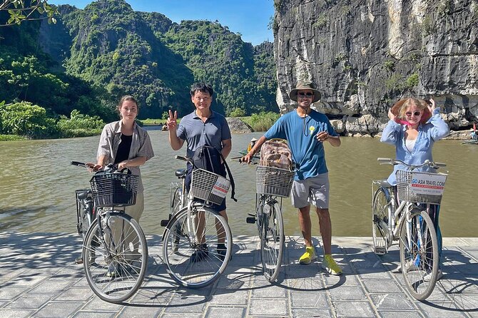 Ninh Binh Full Day Tour with Hoa Lu, Tam Coc and Mua Cave - Group size, comfort, and timing