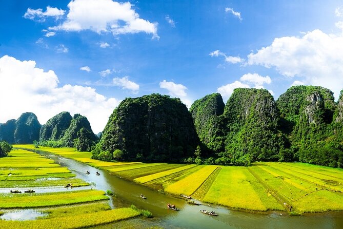 Ninh Binh Heritage trip in a day - Tam Coc by river, through caves and rice country