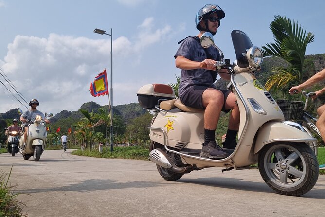 Ninh Binh HIGHTLIGHT & HIDDEN GEM Tour From Hanoi: Skip-The-Line - Mua Cave and the 500 steps to the Sleeping Dragon