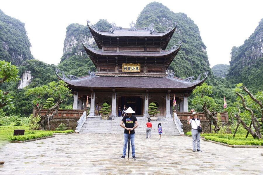 Ninh Binh: Hoa Lu, Mua Cave, and Trang An Tour and Boat Ride - Timing, weather, and what to pack