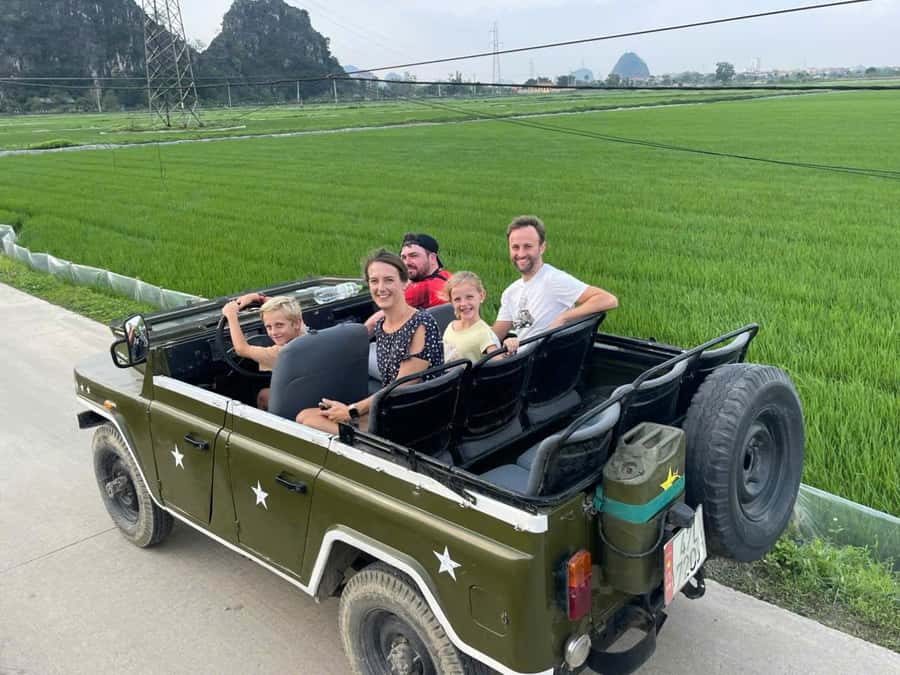 Ninh Binh Jeep Tour: Trang An Boat Ride, Bich Dong, Mua Cave - Trang An’s 2.5-hour sampan route