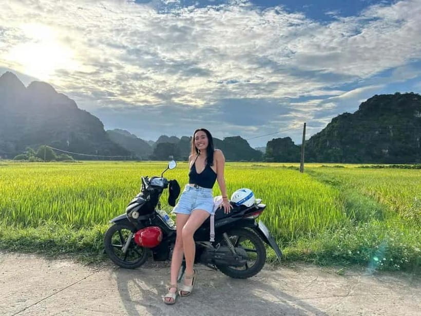 Ninh Binh Sunset Motorbike: Mua Cave, Coi Khe & Hoa Lu Town - My verdict: book it for movement and local contact