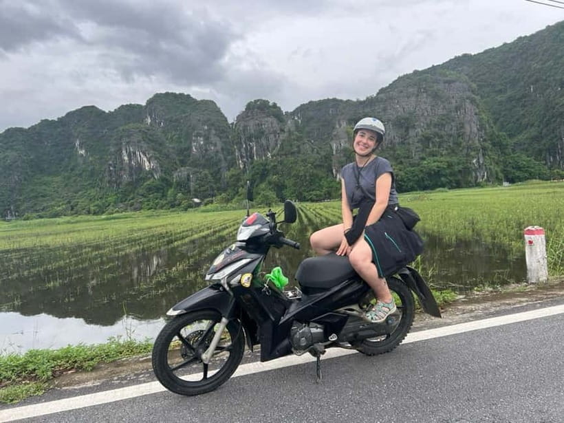 Ninh Binh: Trang An Boat Ride, Bich Dong & Mua Cave Sunset - Who will enjoy this outing most?