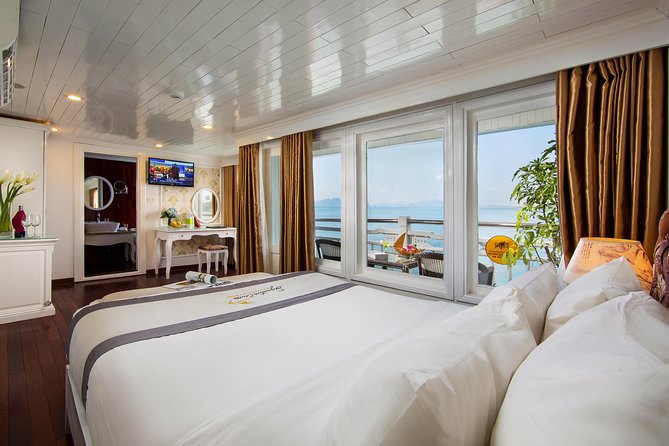 (Official) Signature Royal Cruise - 03 days 02 nights program - Food, dietary needs, and onboard comfort
